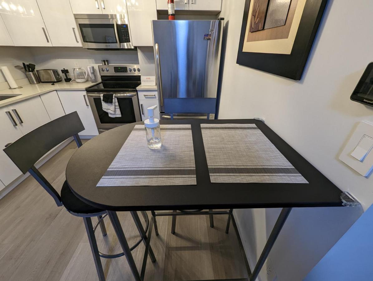 Modern & Luxurious In * Surrey