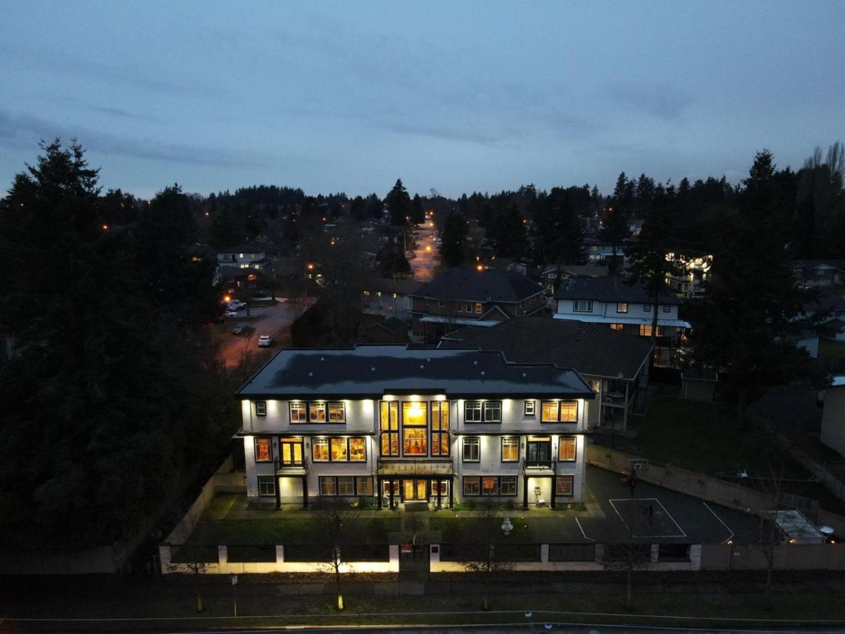 Empress Stays * Surrey