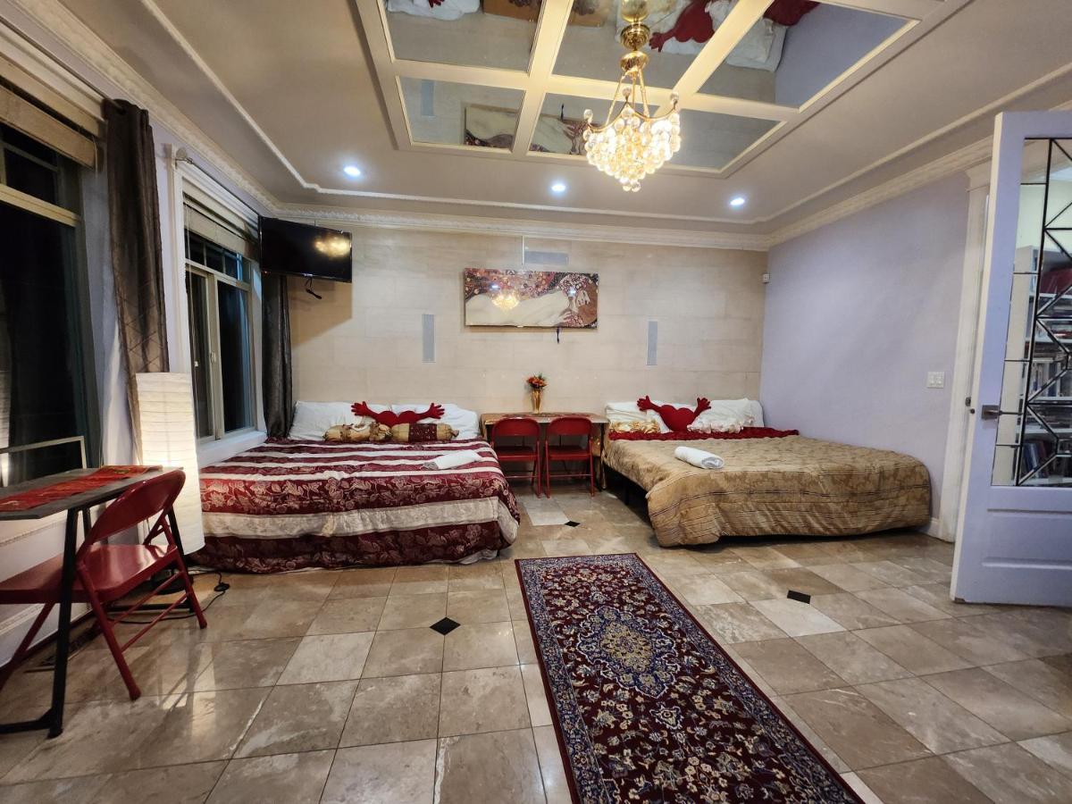 Empire Palace Hotel 4*