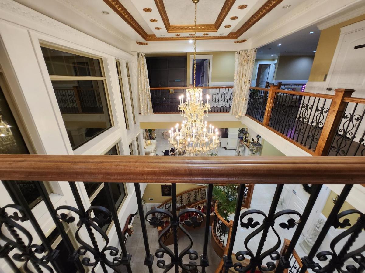 Empire Palace Hotel