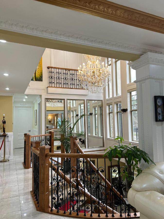 Hotel Empire Palace 4*