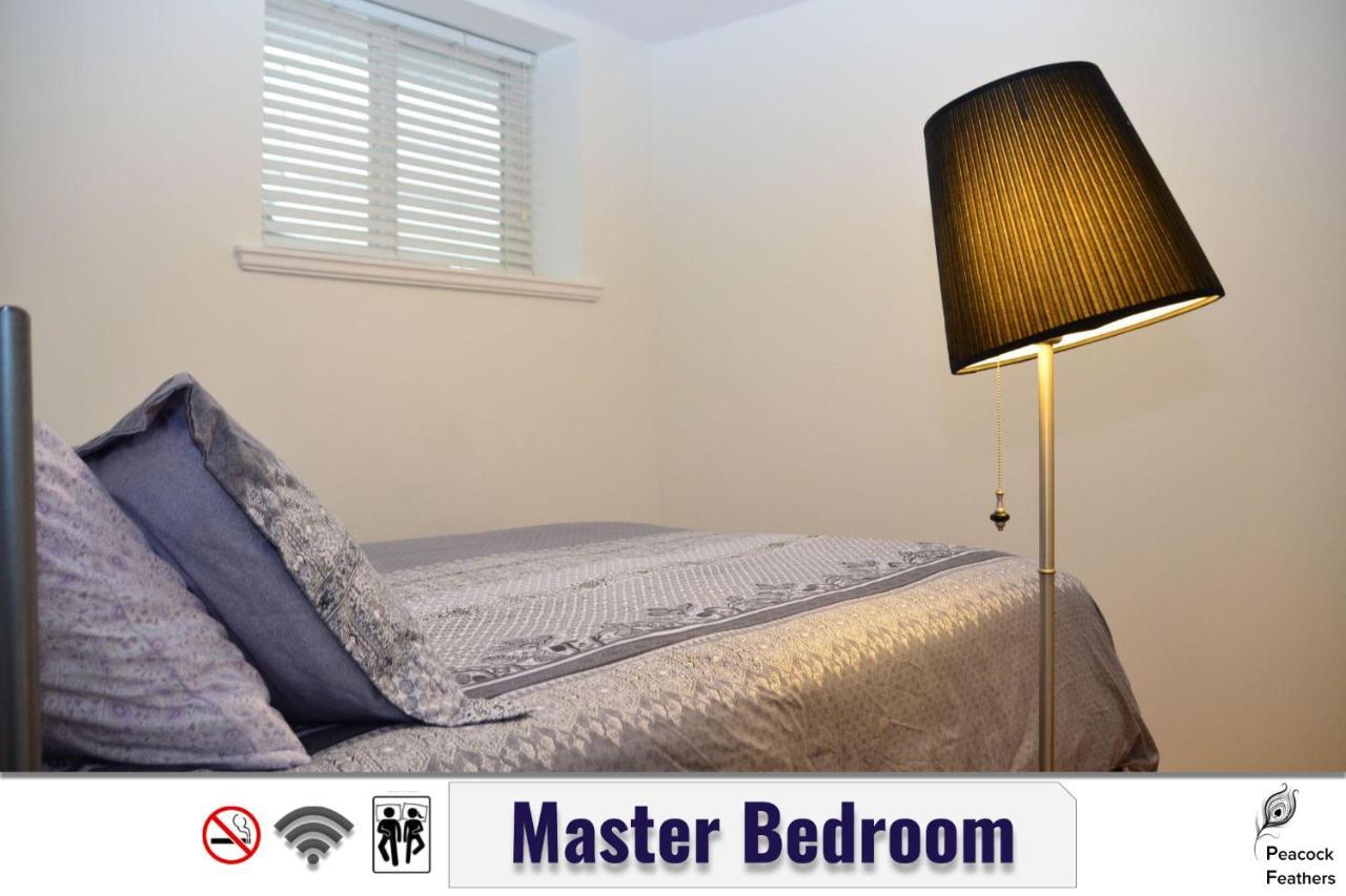 Stylish Guest With Free Parking - Sleep Up To 6 Apartment