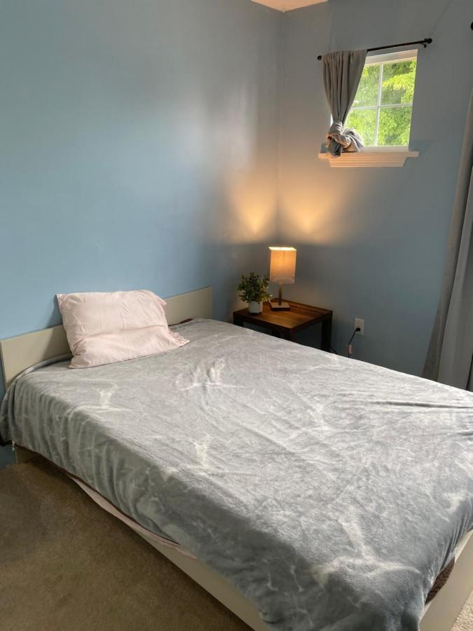 Cheerful Bed & Breakfast