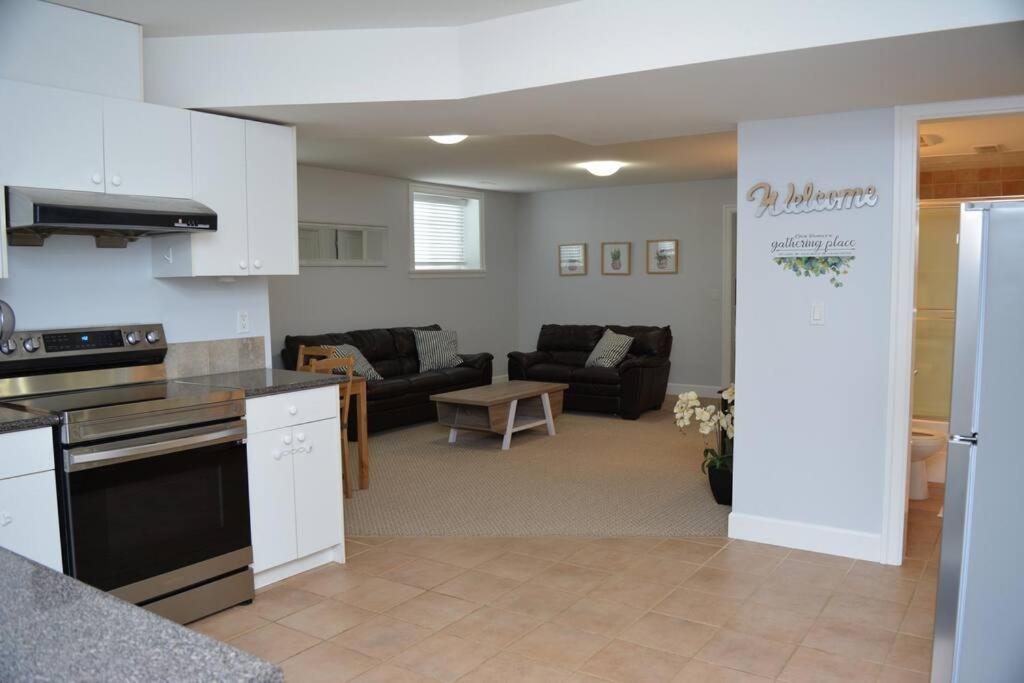Beautiful 2 Bedroom Place In Surrey/langley * Surrey