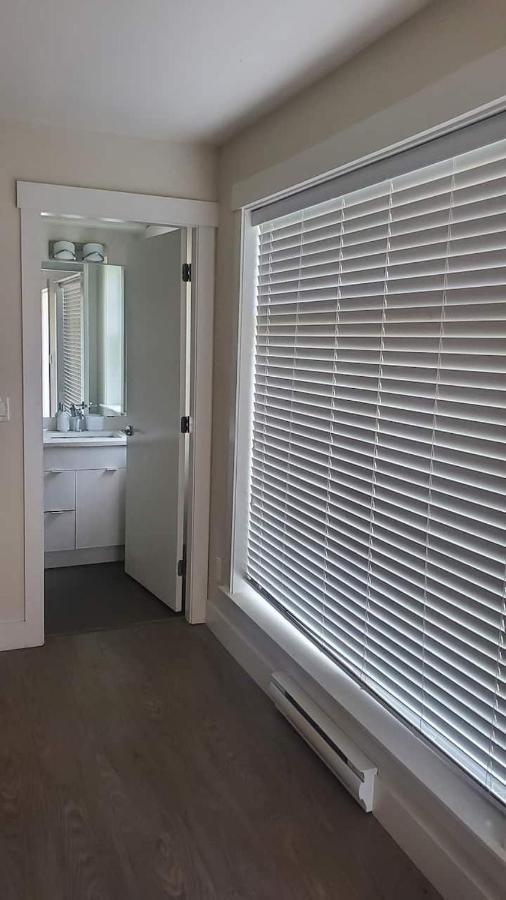 Guest house Spacious To In *
