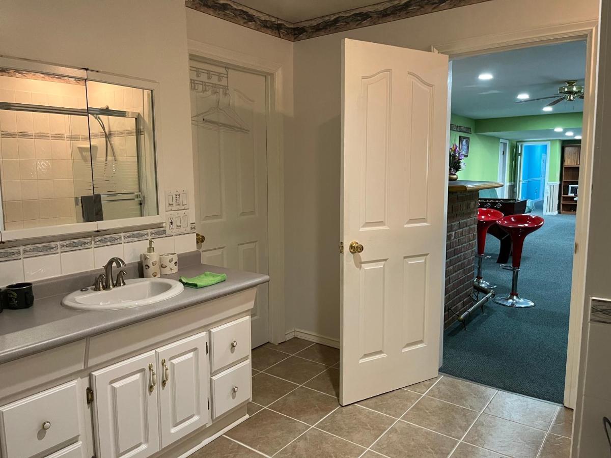 Dalatbnb Vip * Surrey