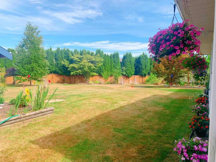 Separate Access , Separate Kitchen, Bathroom Villa *