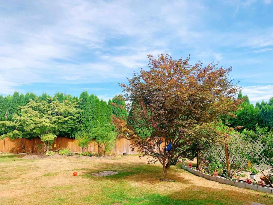 Separate Access , Separate Kitchen, Bathroom Villa *