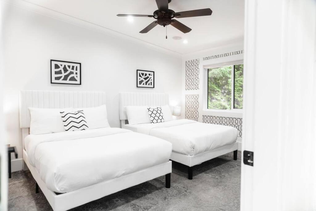 Hidden Hills Luxury Estate Surrey