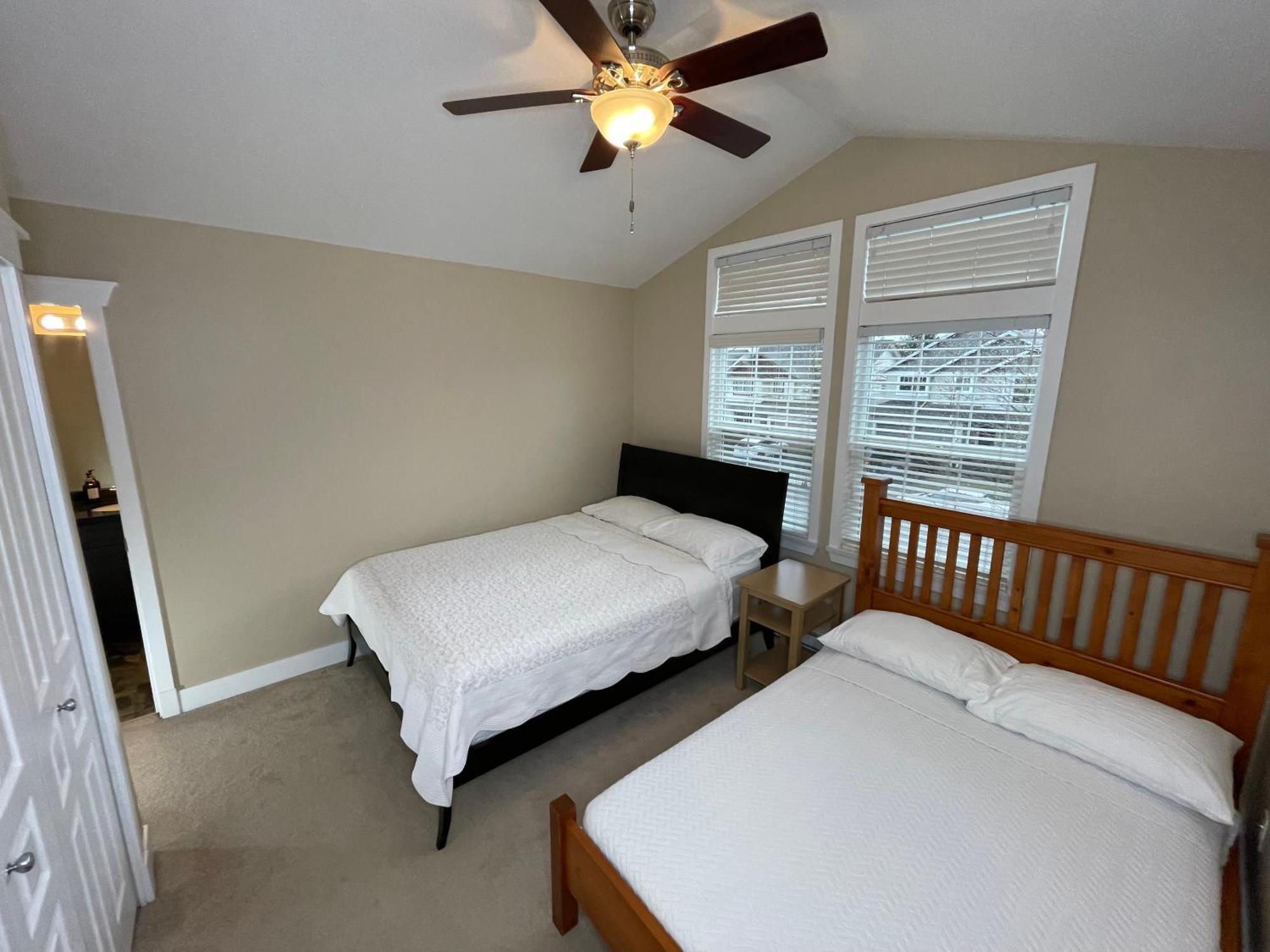 Metropolitan Dream With Pool And Hot Tub Surrey