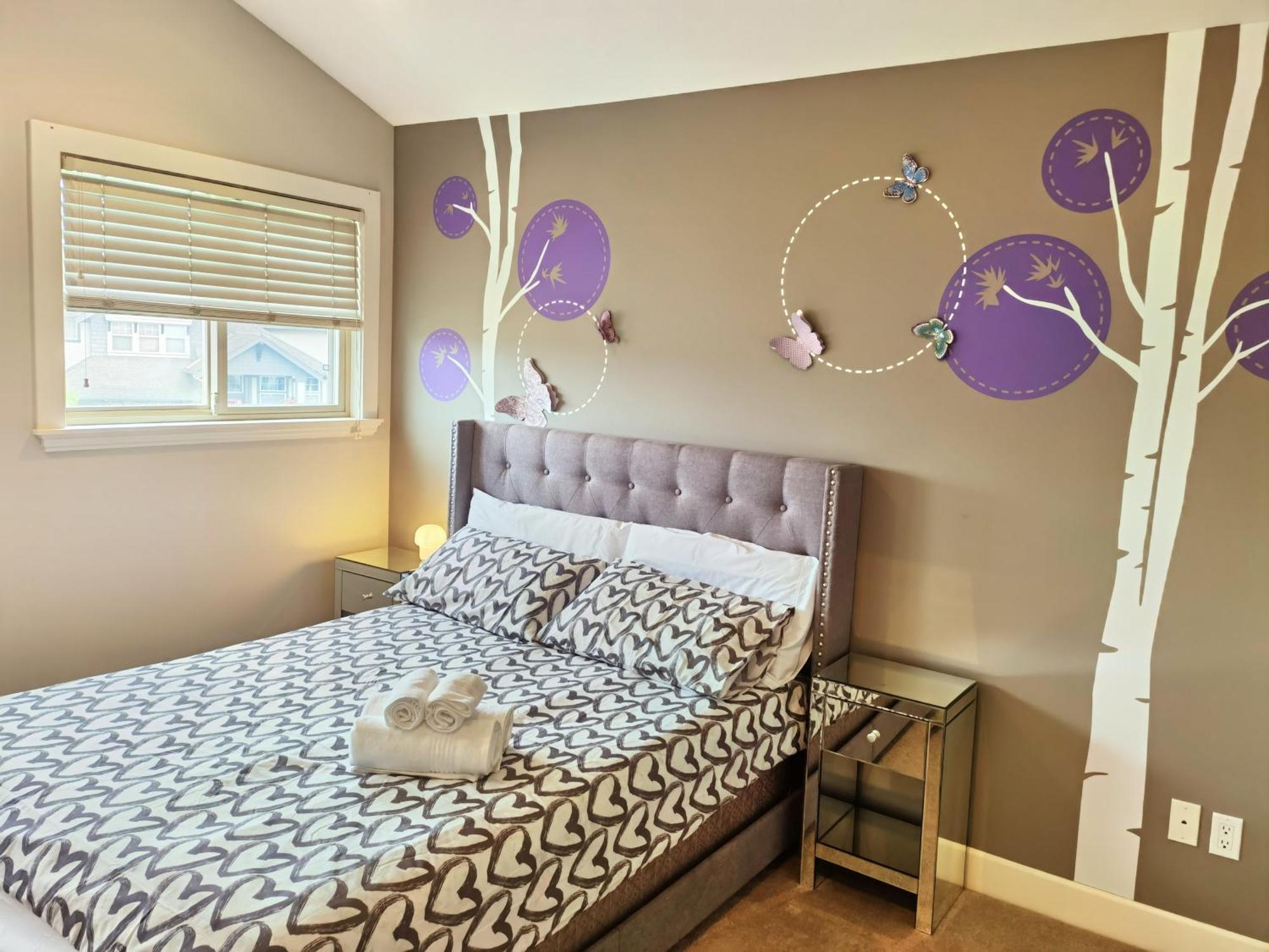 Cozy Large In Villa Surrey