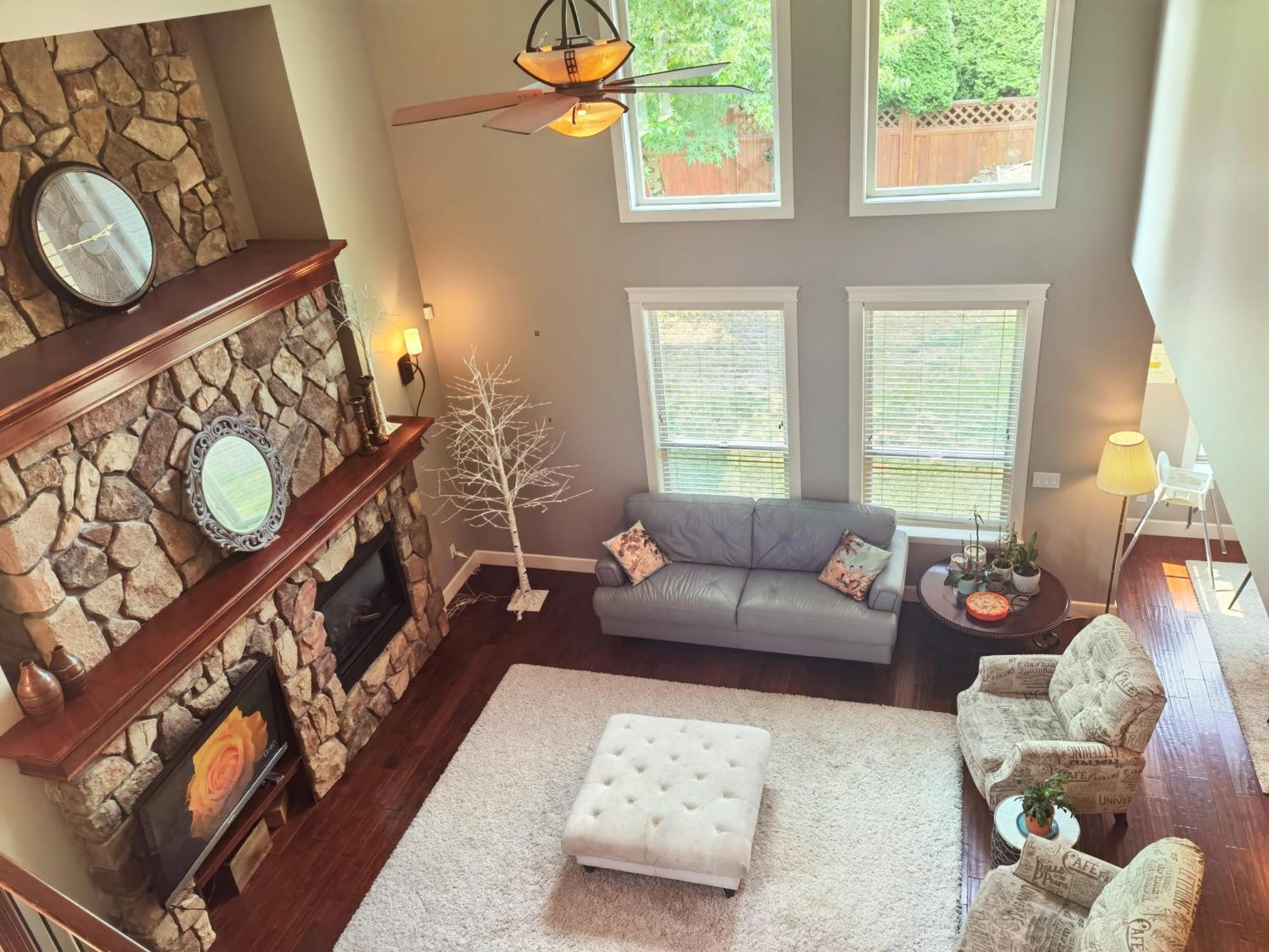Cozy Large In Surrey