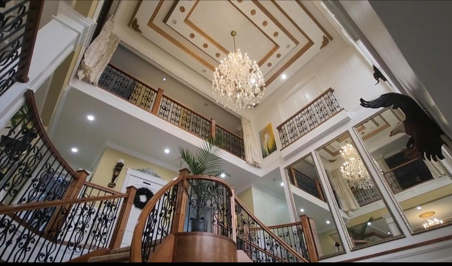 Empress Palace Hotel