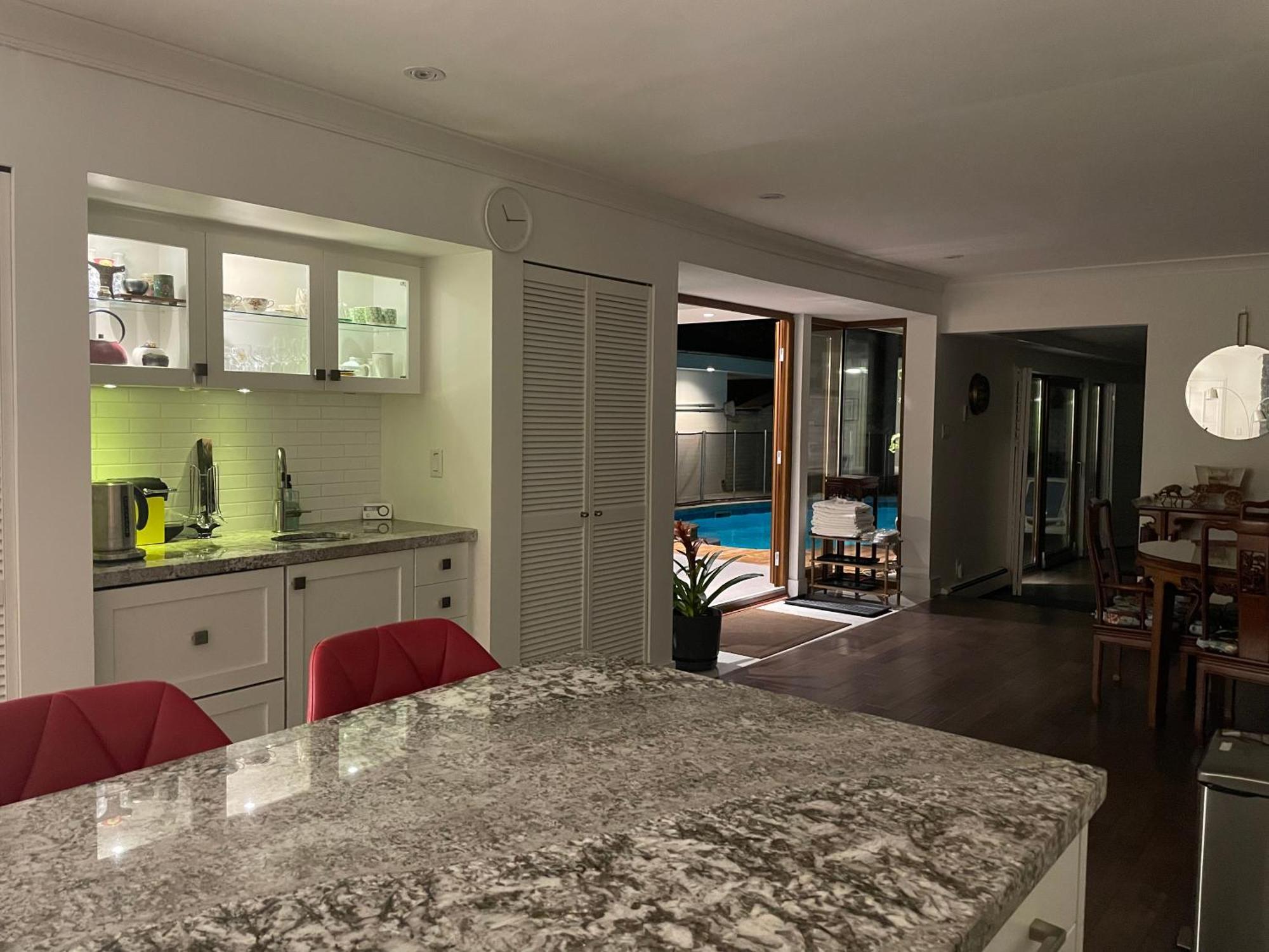 Lux White Rock Pool House Beachfront Like Villa