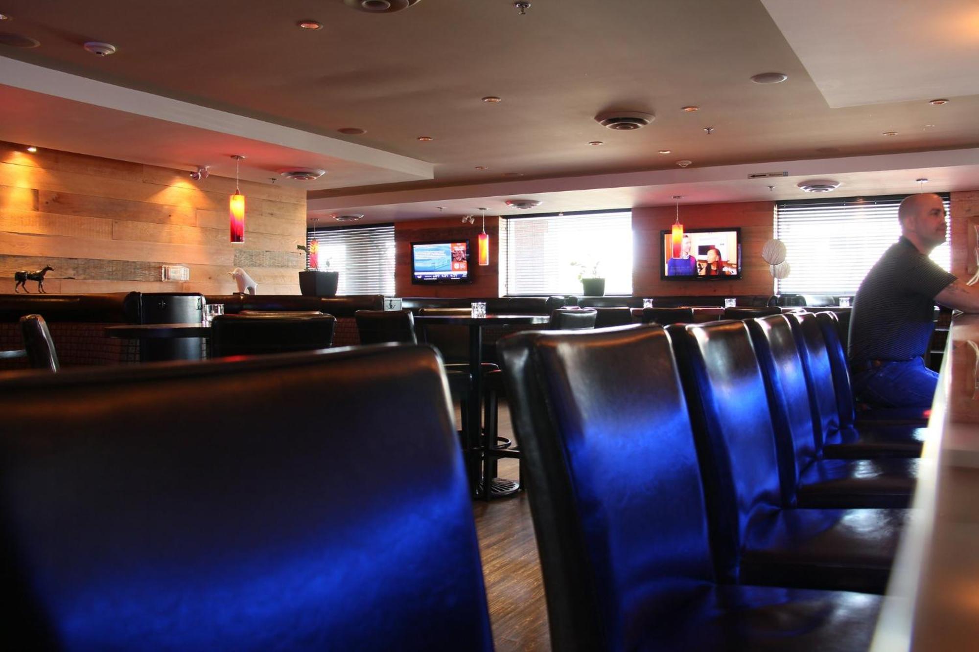 Hotel & East - Cloverdale By Ihg Surrey
