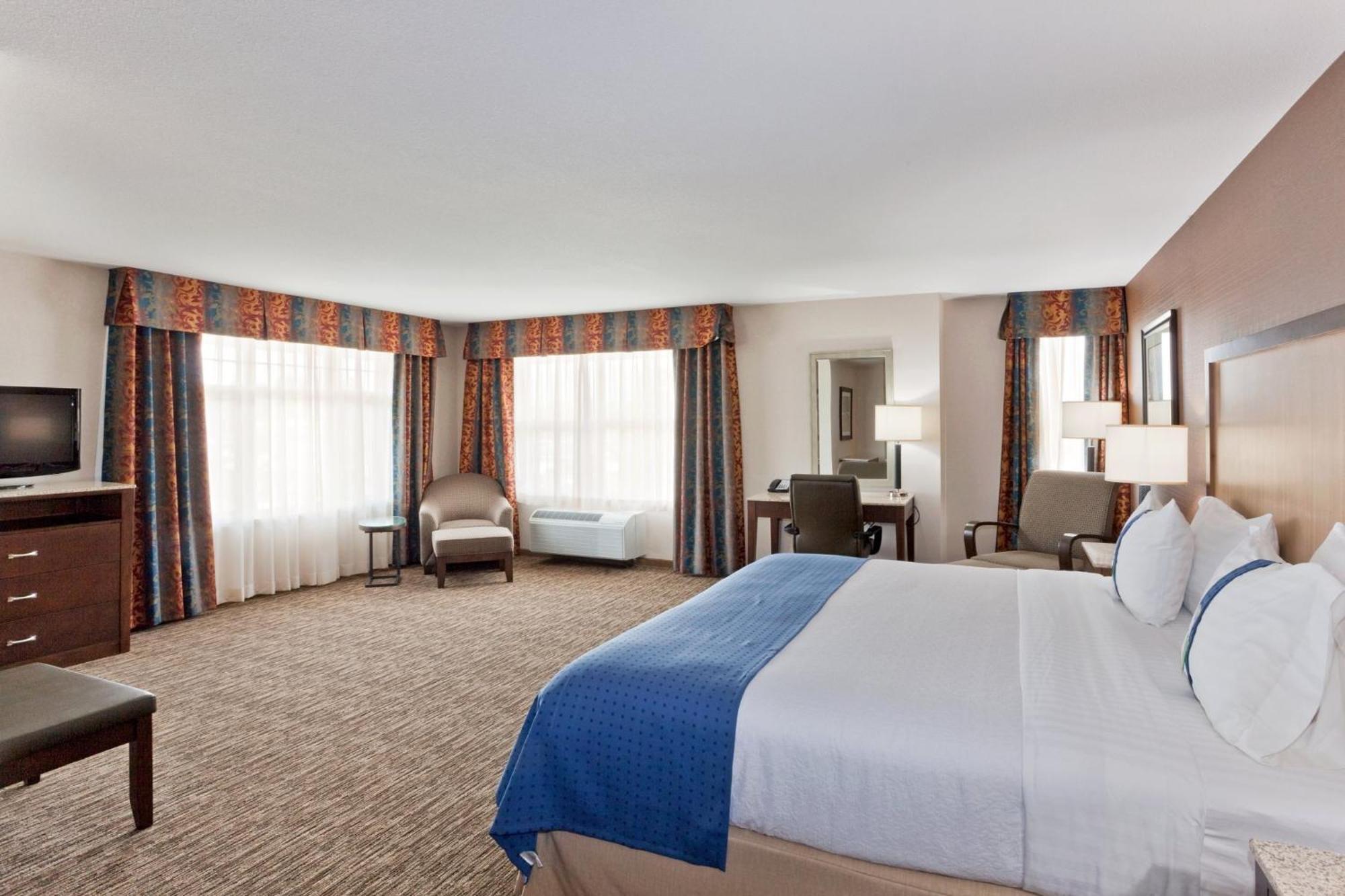 & East - Cloverdale By Ihg Hotel Surrey