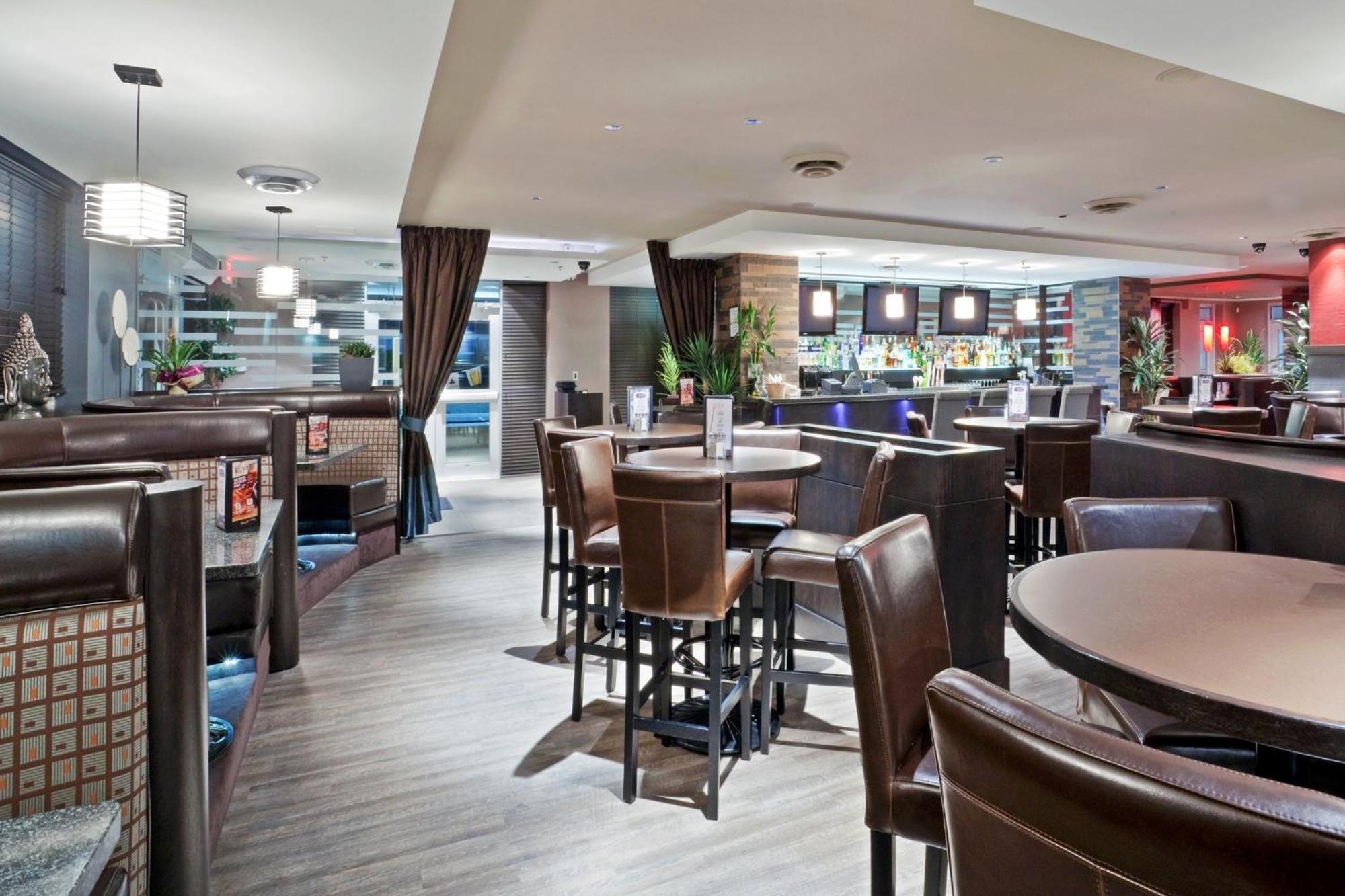 & East - Cloverdale By Ihg Surrey