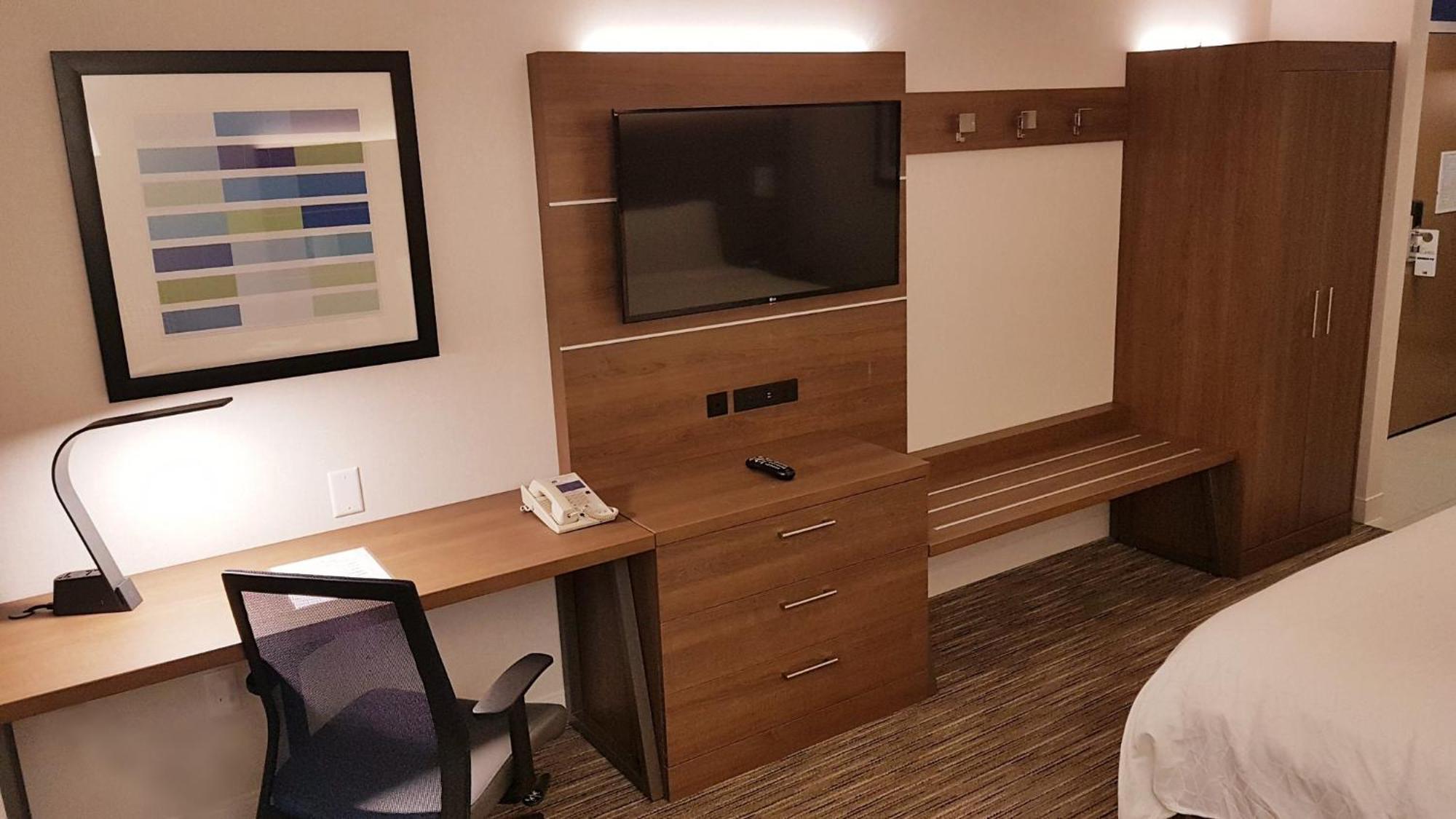 Hotel Express And By Ihg