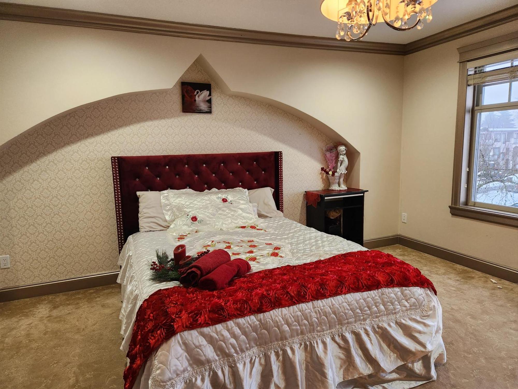 Inn The Empress Palace