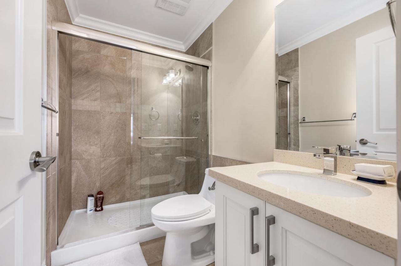 Luxurious Haven In - 3 Bedroom Homestay *