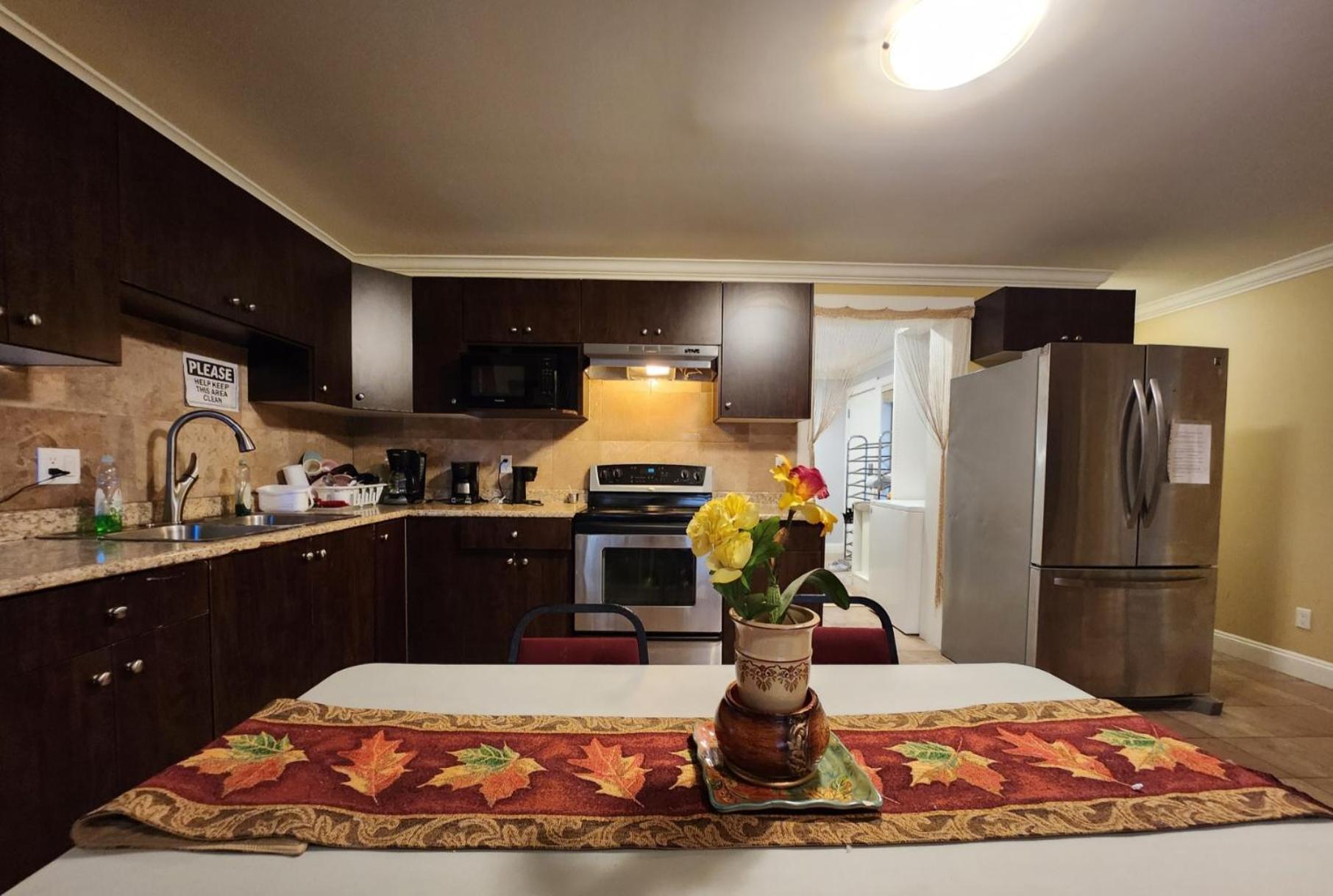 Inn The Empress Palace 4*