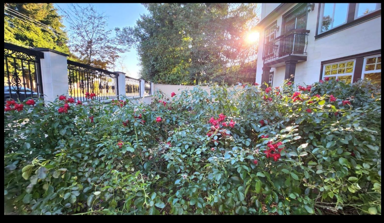 Inn The Empress Palace 4*