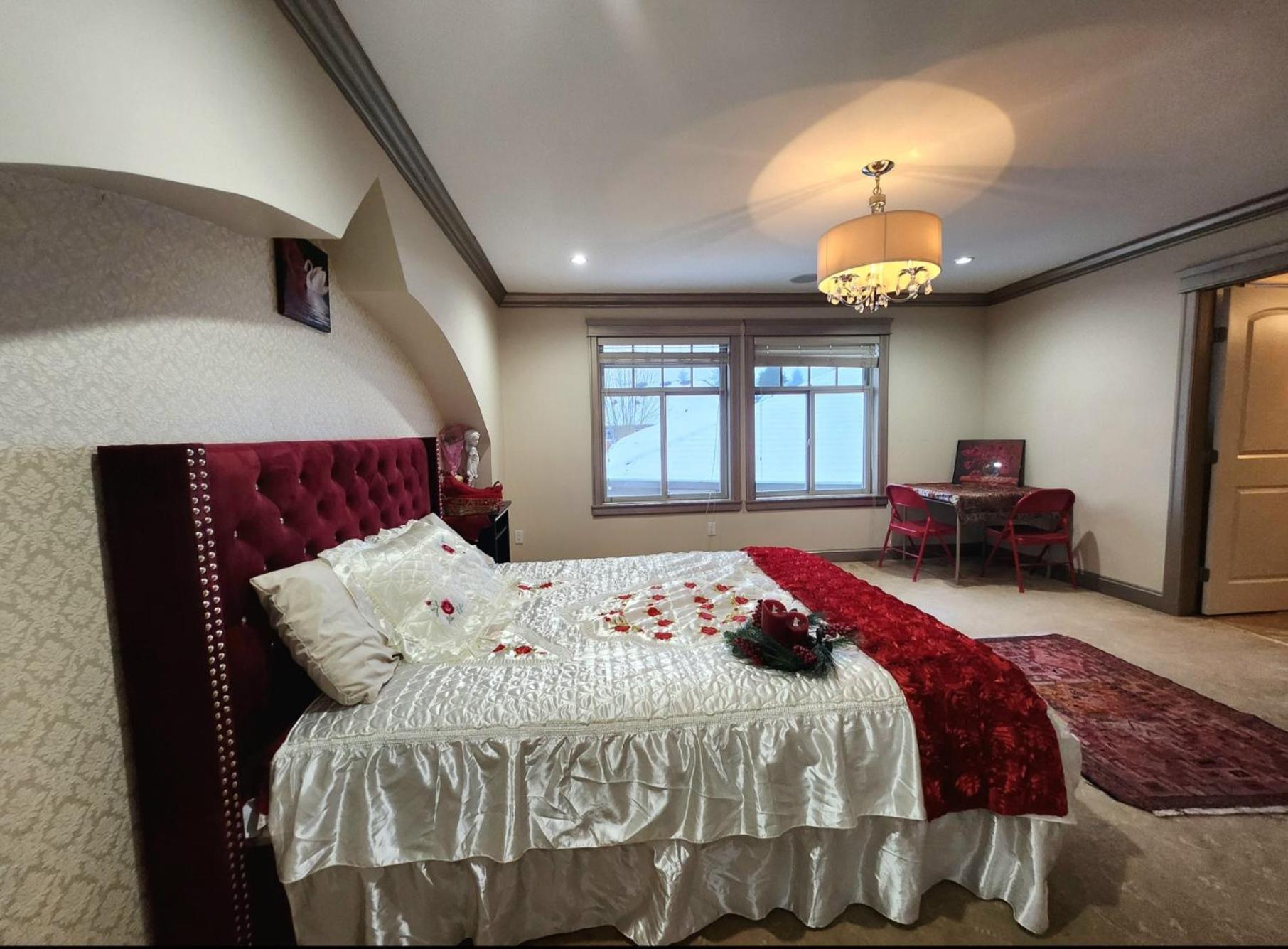 Inn The Empress Palace