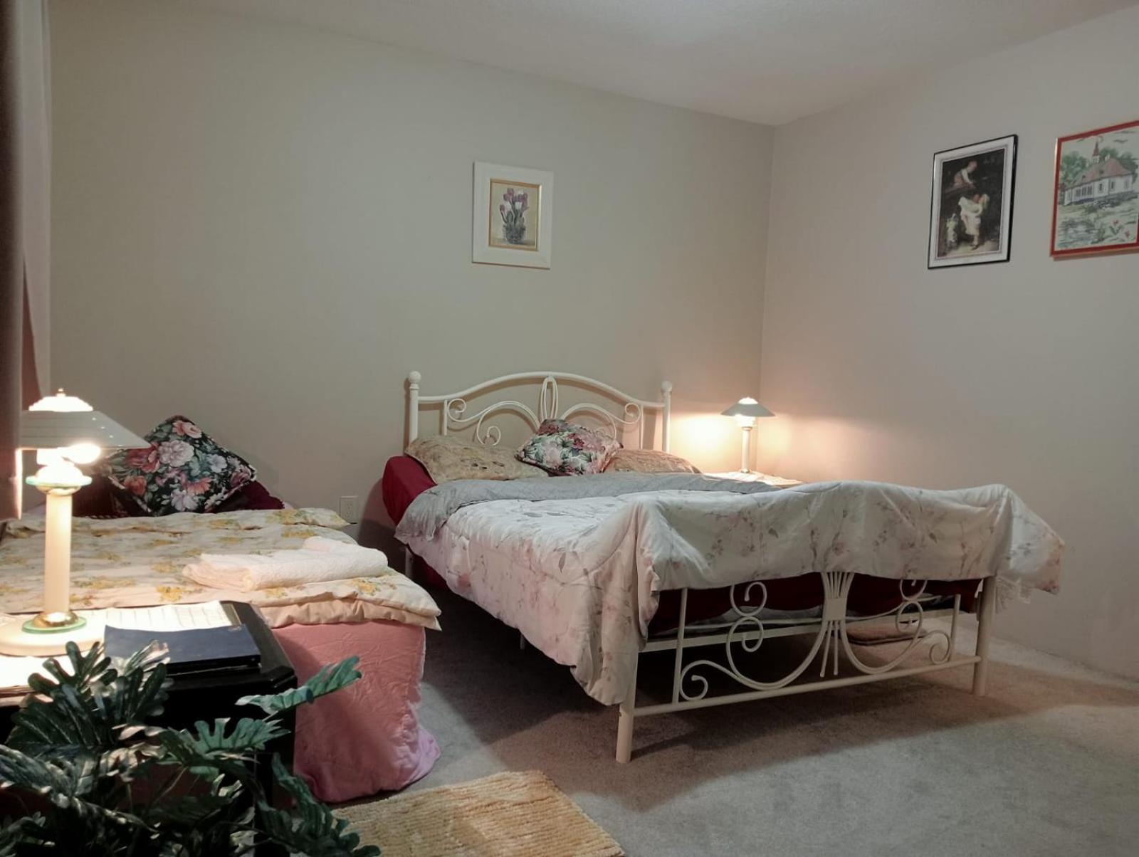 C2 Family - For 3 Members - In A Great A Location * Surrey