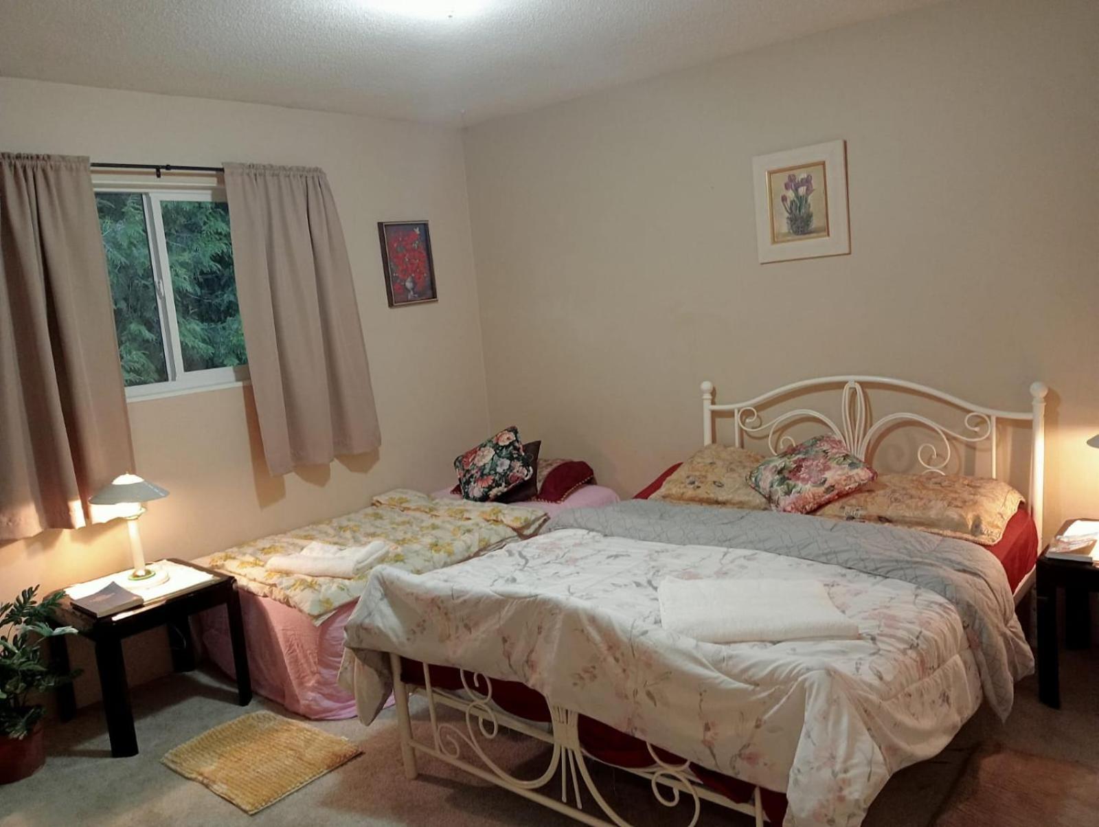C2 Family - For 3 Members - In A Great A Location * Surrey