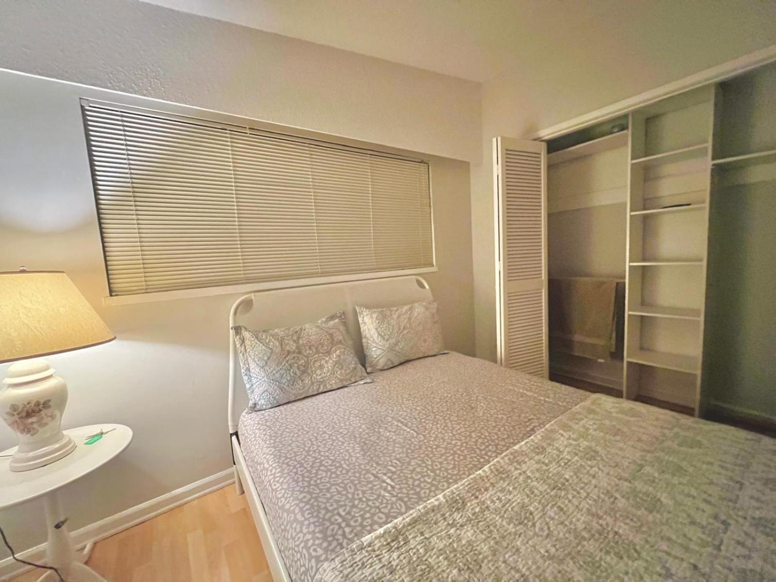 Private Near King George Boulevard * Surrey
