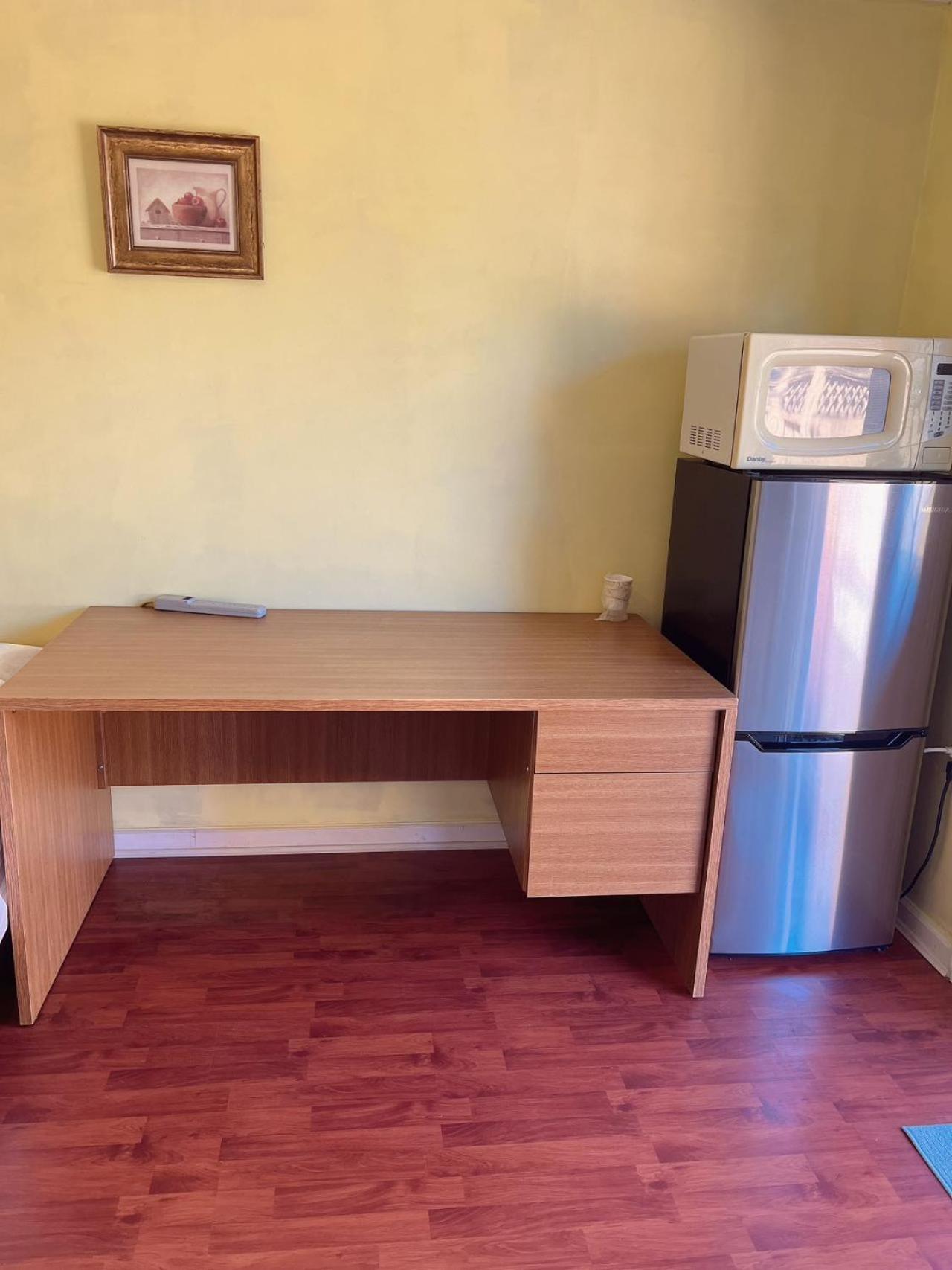 Guest house Cozy In Quiet Community Near Shopping Mall Surrey