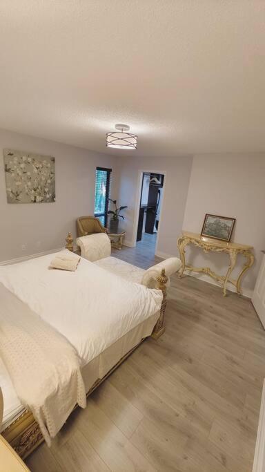 Luxury House With Pleasure Of Life Villa Surrey