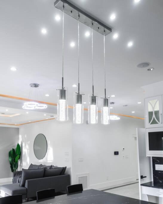 Hidden Hills Luxury Estate Surrey