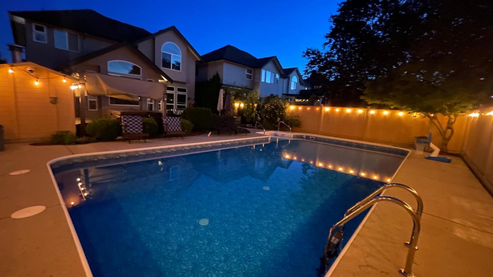 Metropolitan Dream With Pool And Hot Tub Pousada Surrey