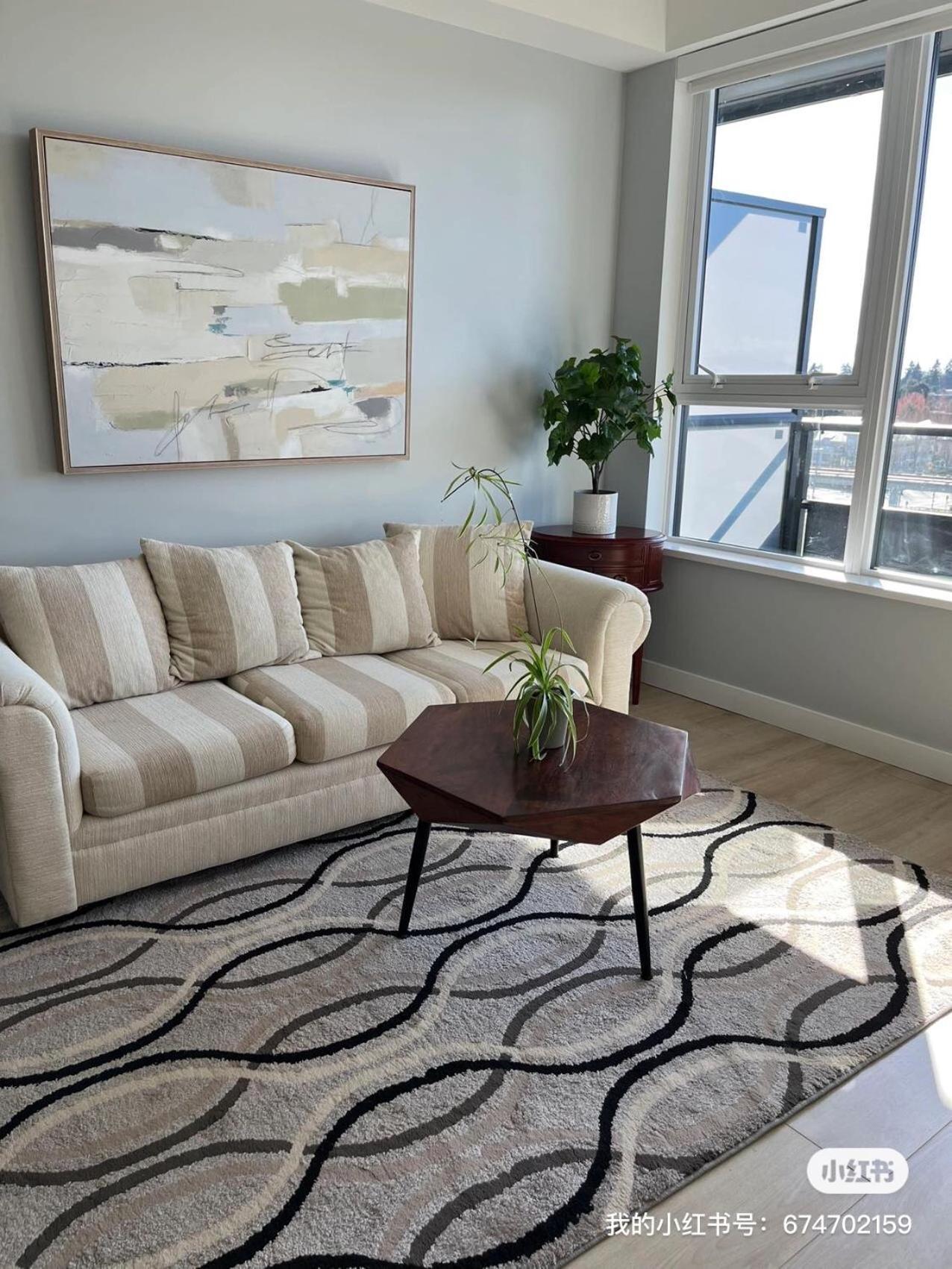 Private Park Downtown-600sf-1br-1bth * Surrey