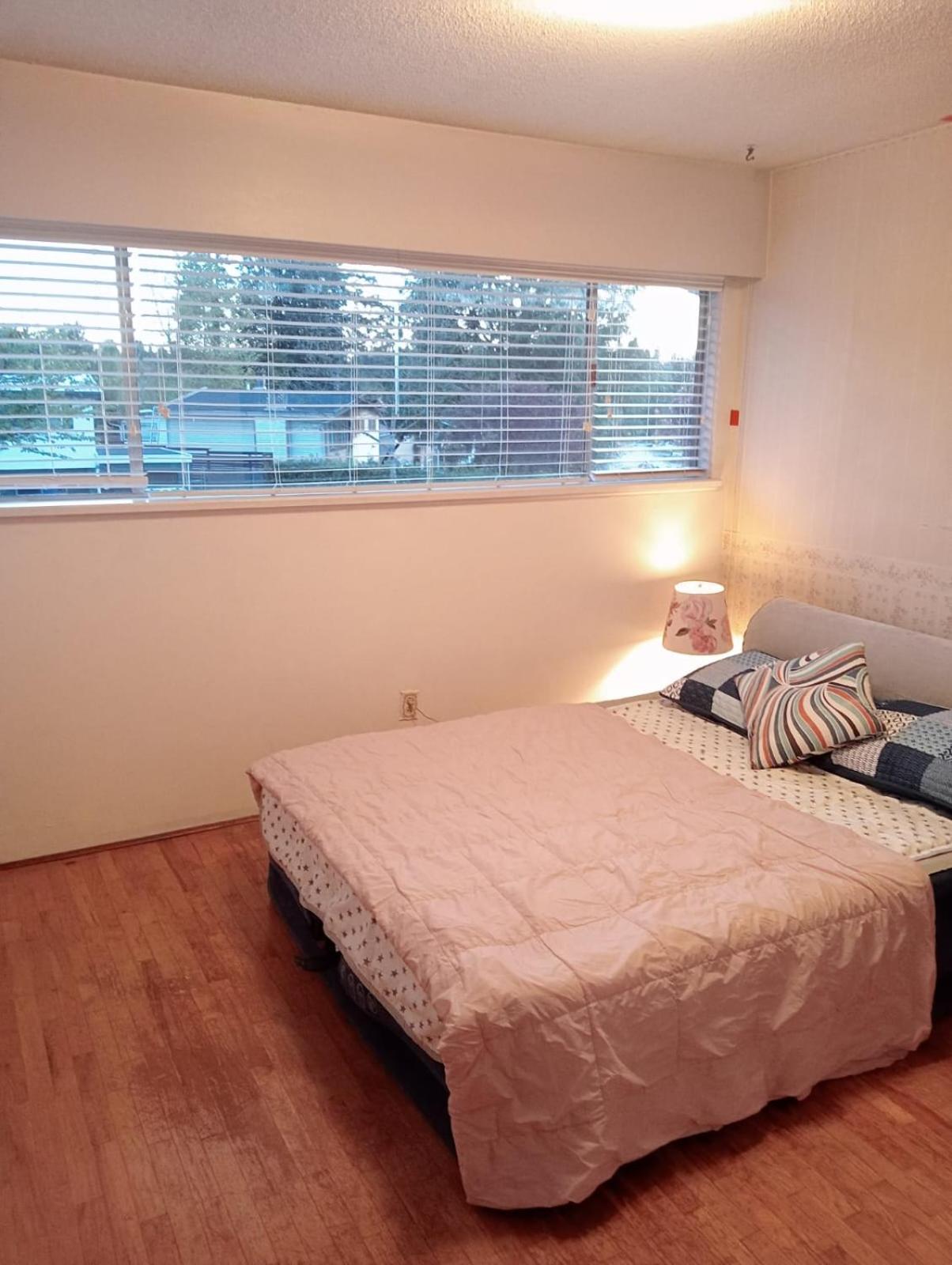 Homestay Year End Sale *