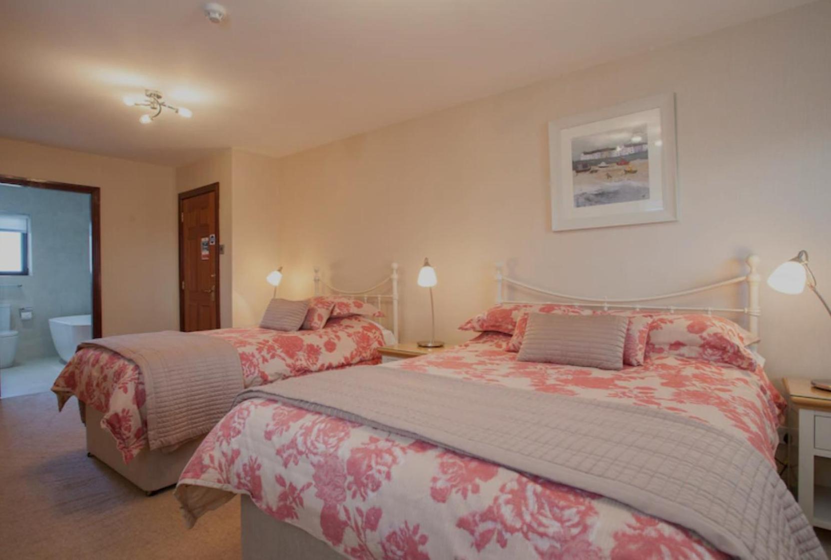 Empress Madani Palace Surrey