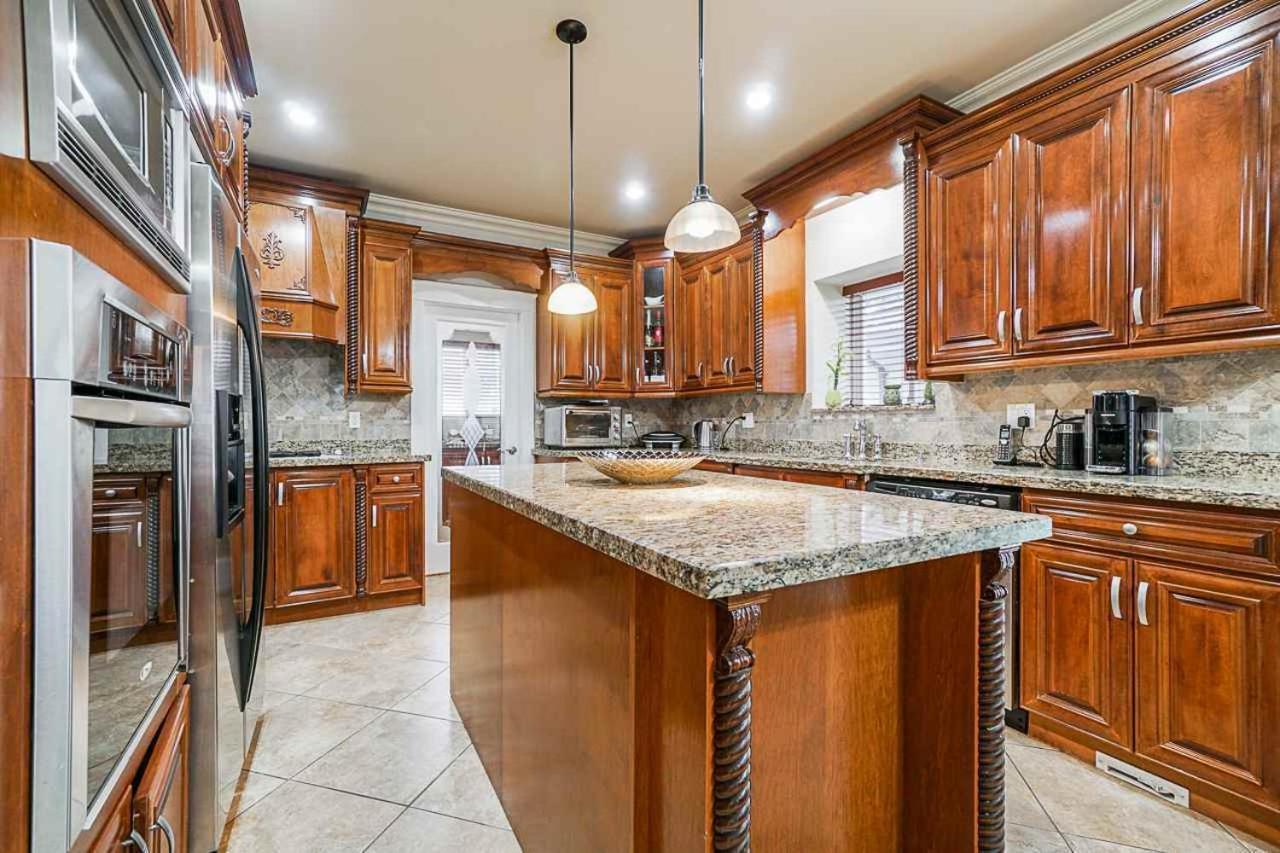 Deluxe Family In The Best Neighborhood In Surrey
