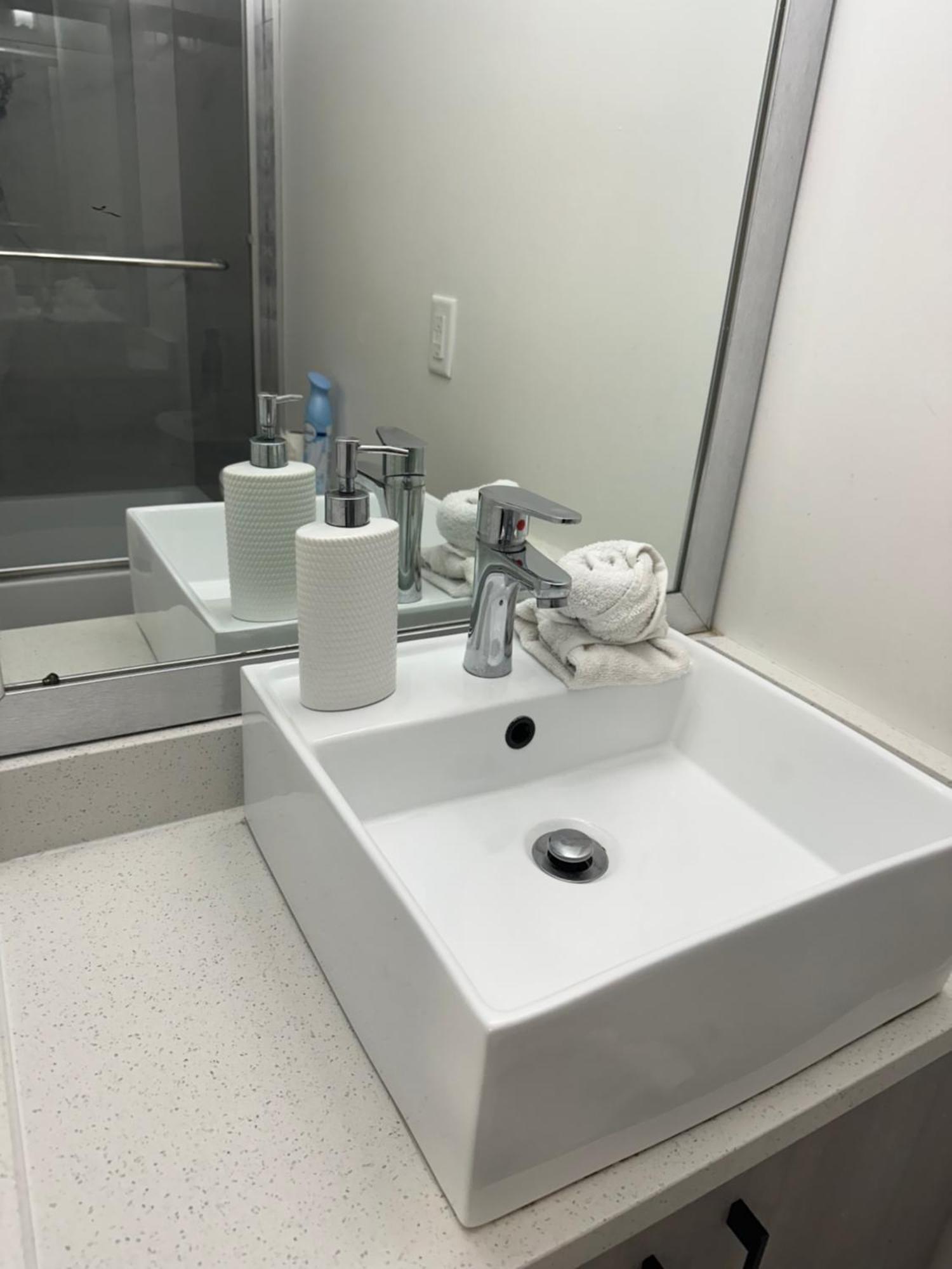 New & Modern 2 Bedroom Surrey