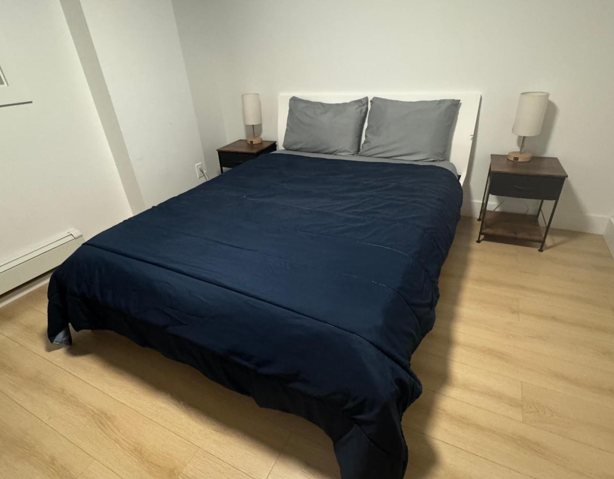 Apartment New & Modern 2 Bedroom *