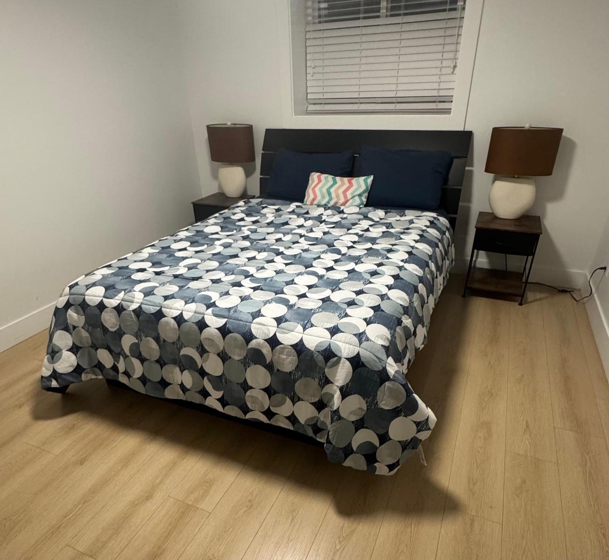 New & Modern 2 Bedroom Apartment Surrey