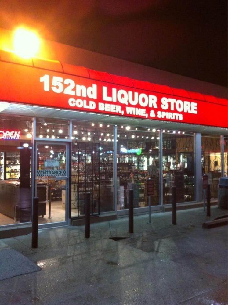 Homestay Near Plazas, Restaurants, Transit & Guildford Mall F1