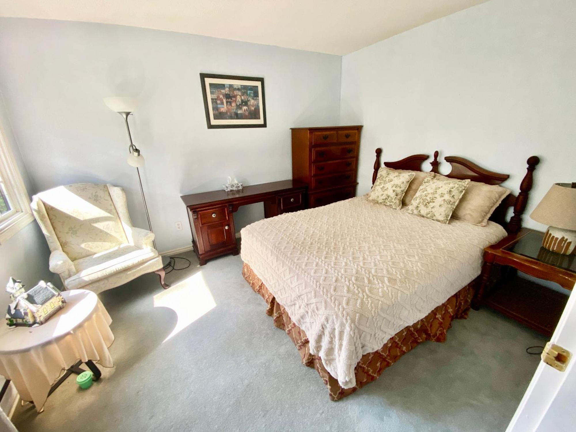 Elgin Bliss - White Rock Homestay Surrey