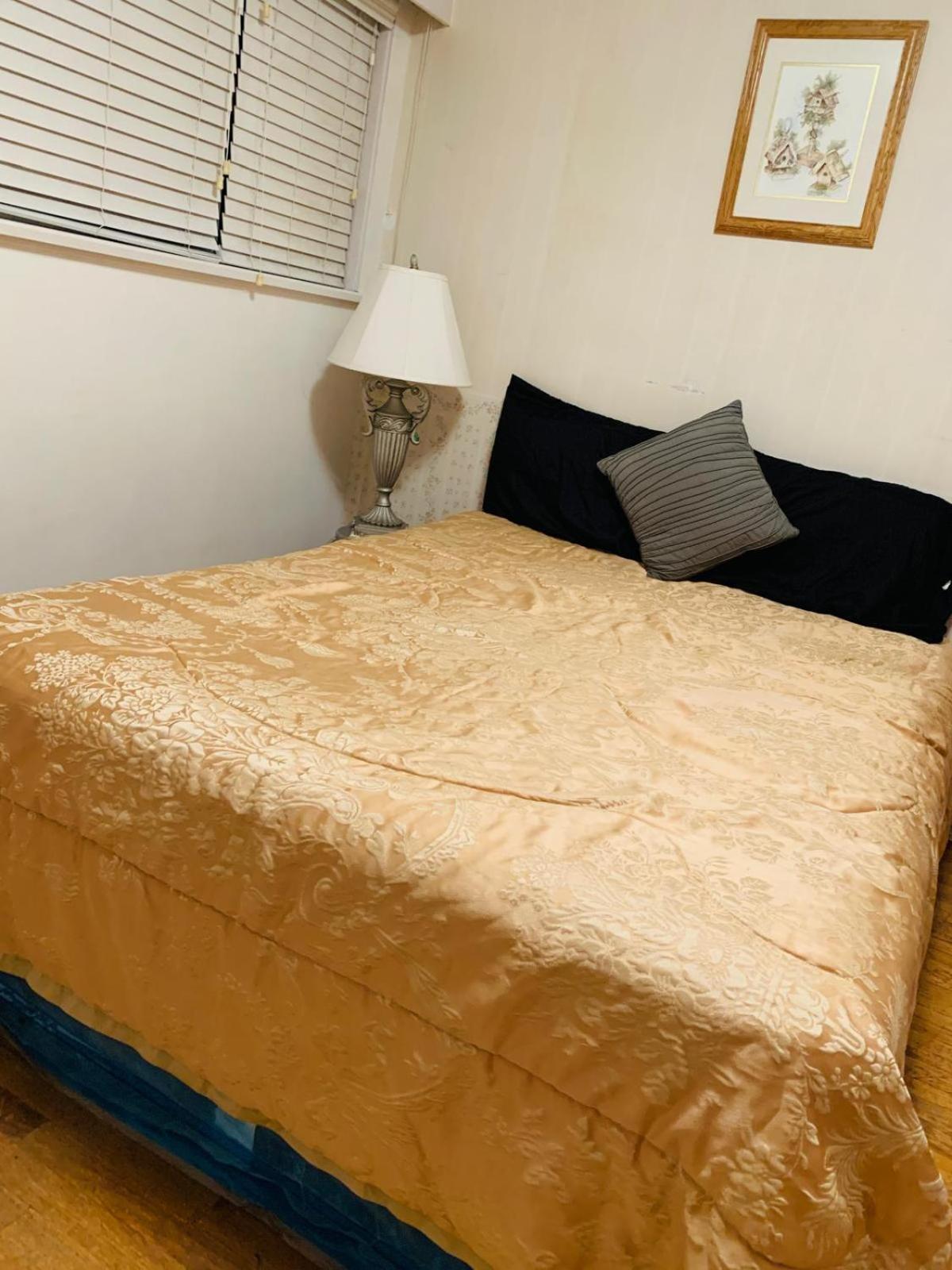Cosy Romantic In Surrey- Walking Distance From Guildford Town Centre *