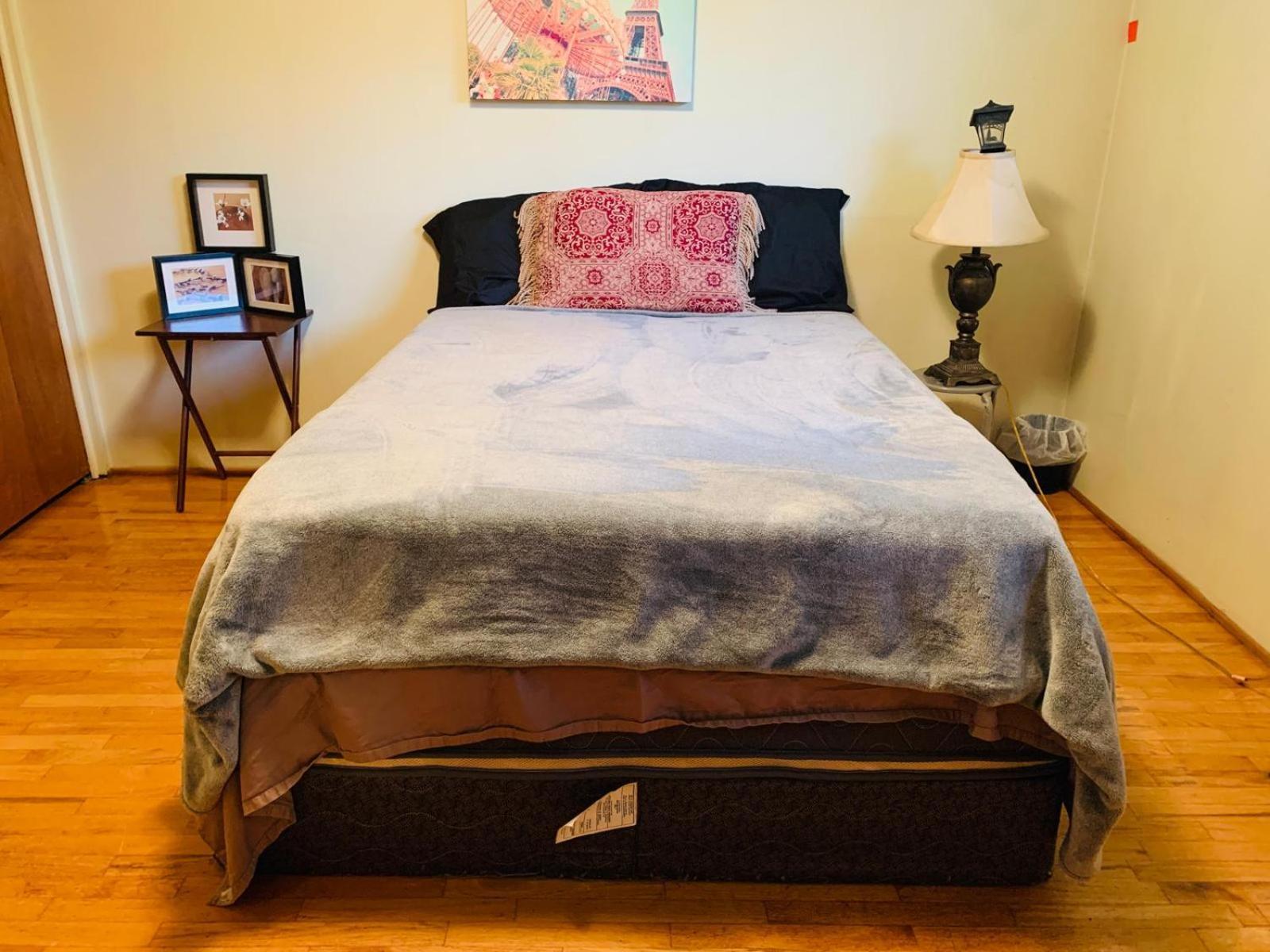 Homestay Cosy Romantic In Surrey- Walking Distance From Guildford Town Centre