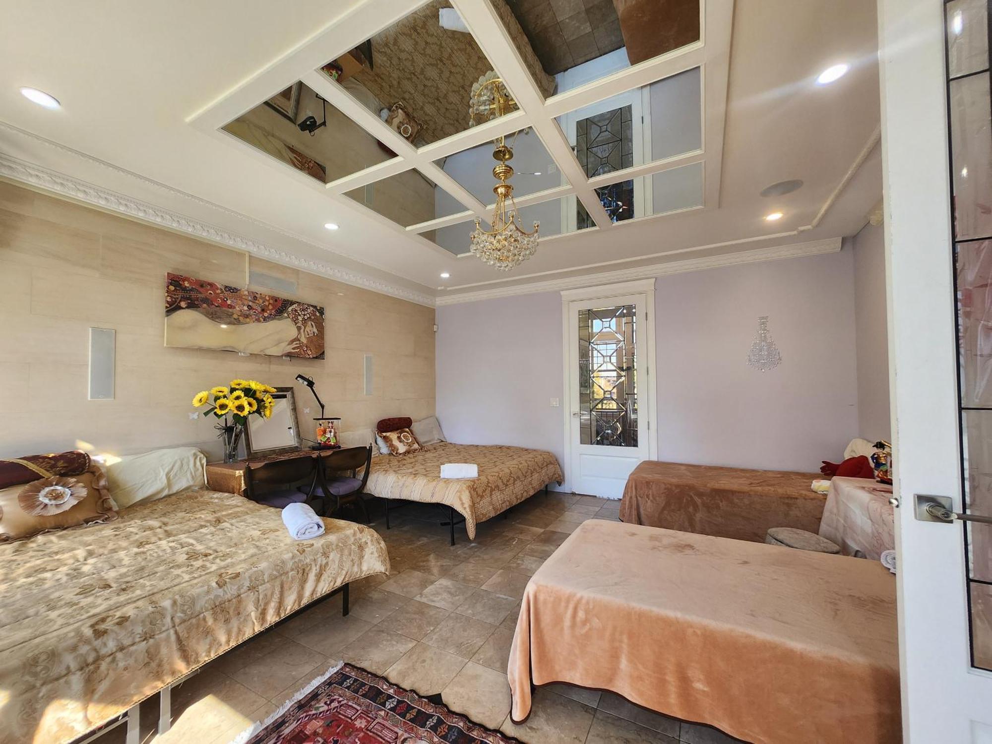 Empress Madani Palace
