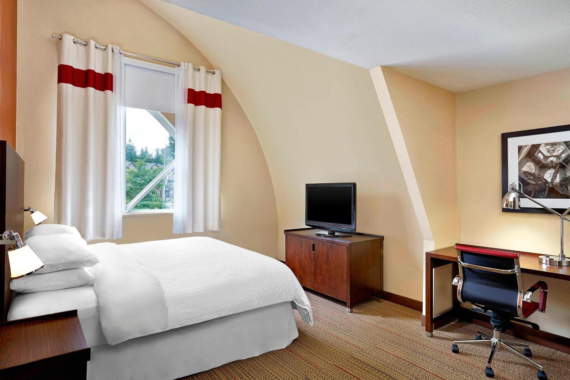 Four Points By Sheraton 3* Surrey