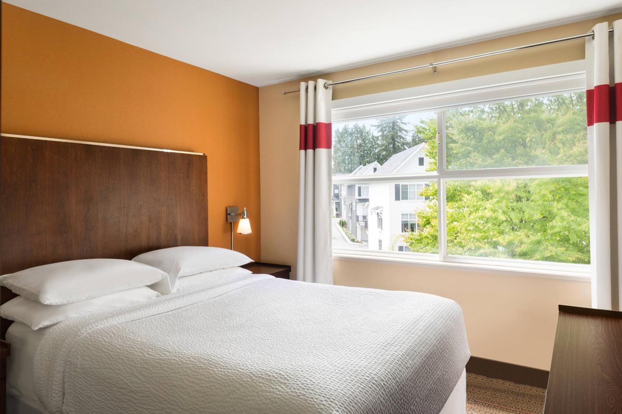 Four Points By Sheraton Hotel Surrey