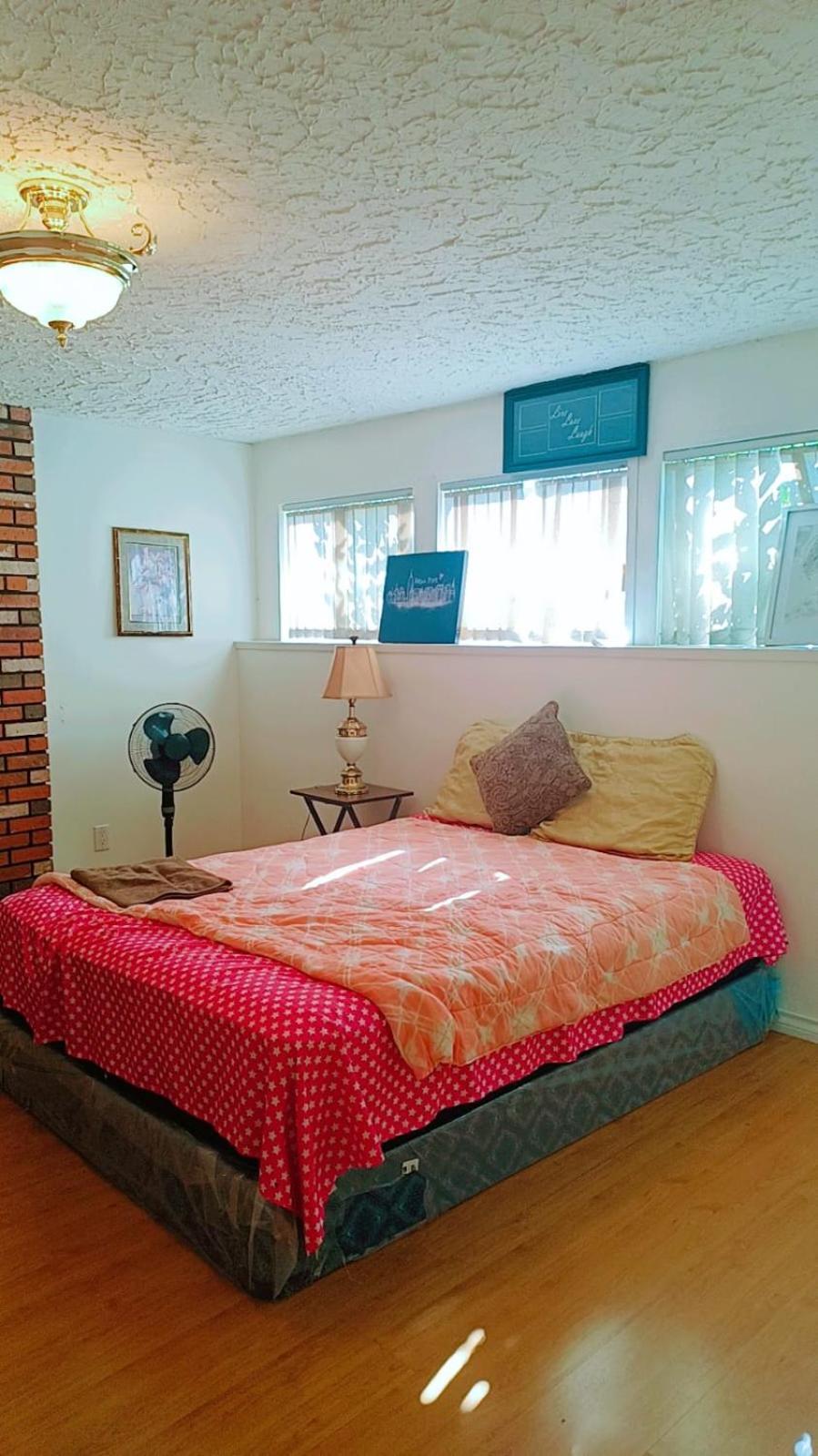 Homestay Cost Room-24x7 Checkin-flexible Checkout