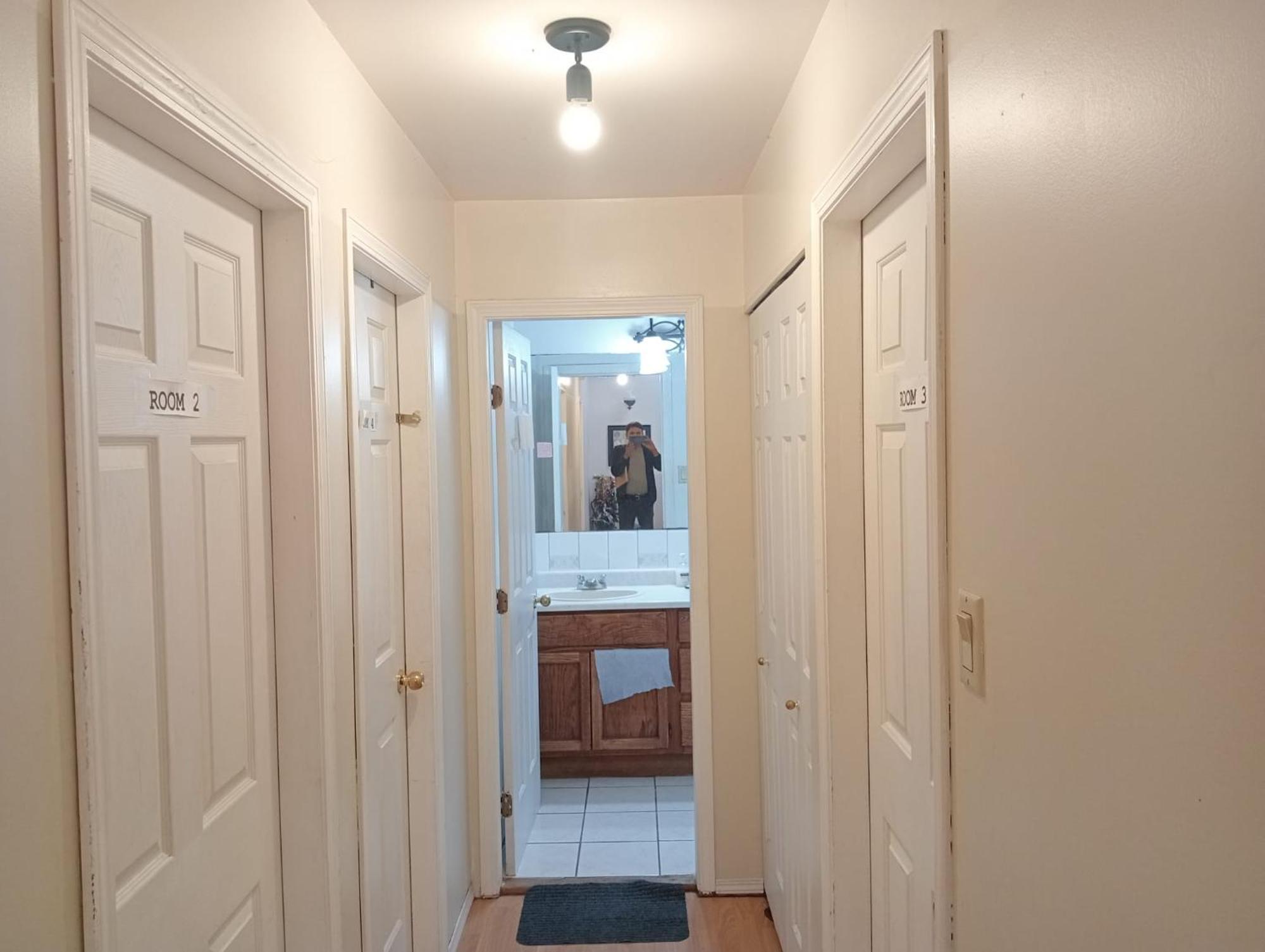 Comfortable Bed In Shared Open & Spacious Room- 39 Cad Only Homestay